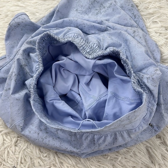 Lululemon Hotty Hot High-Rise Skirt *Long Gravel Dust Pastel Blue Multi - Picture 4 of 6